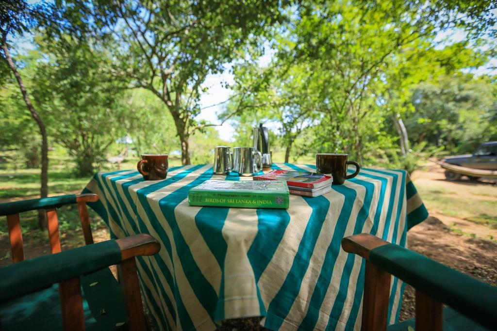 Hotel Kulu Safaris Yala Esterno foto