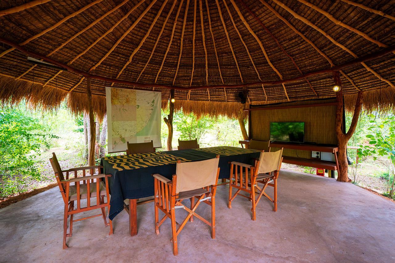 Hotel Kulu Safaris Yala Esterno foto